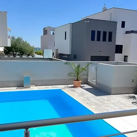 Apartment Le Mare - Pool, Sandstrand, Meerblick, W-lan, Grill