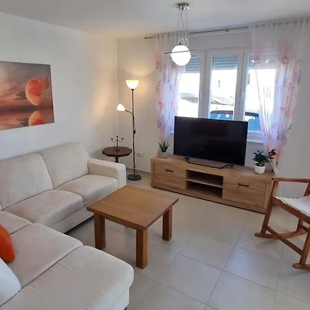 Le Mare - Pool, Sandstrand, Meerblick, W-lan, Grill *