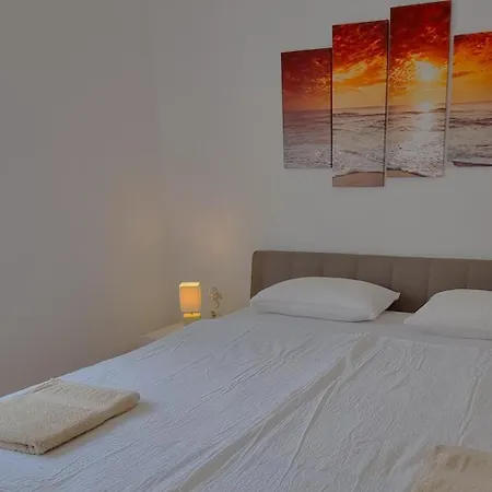 Apartment Le Mare - Pool, Sandstrand, Meerblick, W-lan, Grill Privlaka (Zadar)