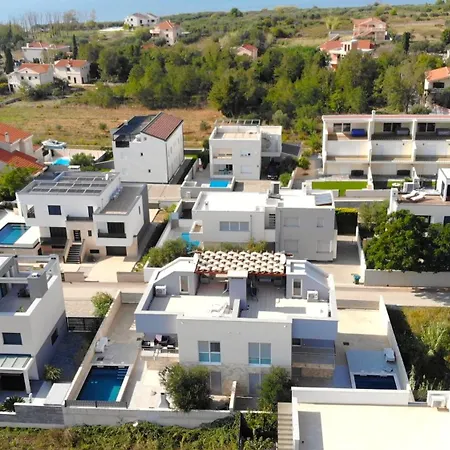 Apartment Le Mare - Pool, Sandstrand, Meerblick, W-lan, Grill