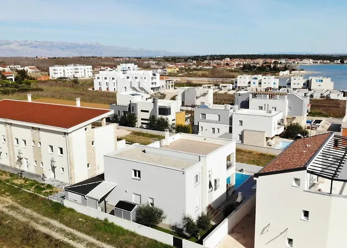 Le Mare - Pool, Sandstrand