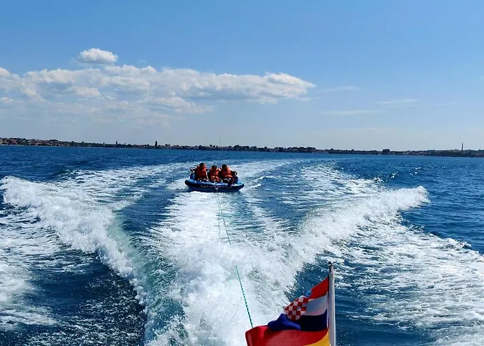 Le Mare - Pool, Sandstrand *