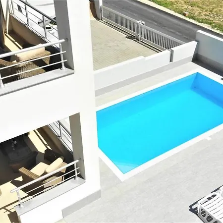 Apartment Le Mare - Pool, Sandstrand, Meerblick, W-lan, Grill