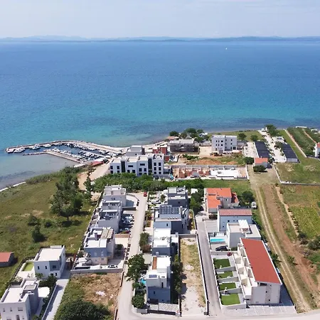 Apartman Le Mare - Pool, Sandstrand, Meerblick, W-lan, Grill Privlaka