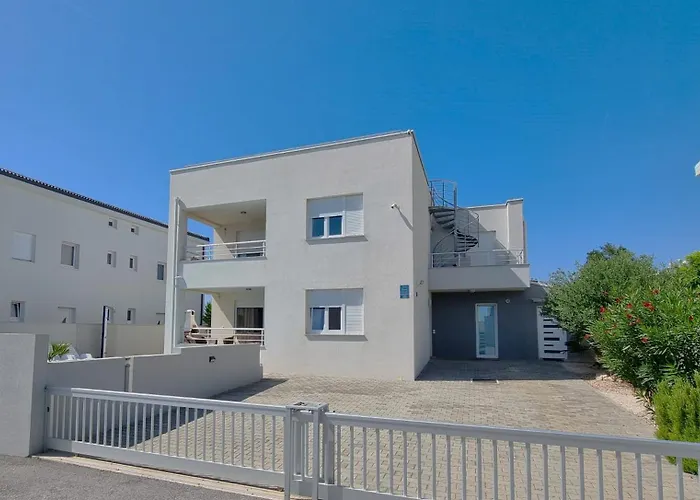 Le Mare - Pool, Sandstrand Apartament *