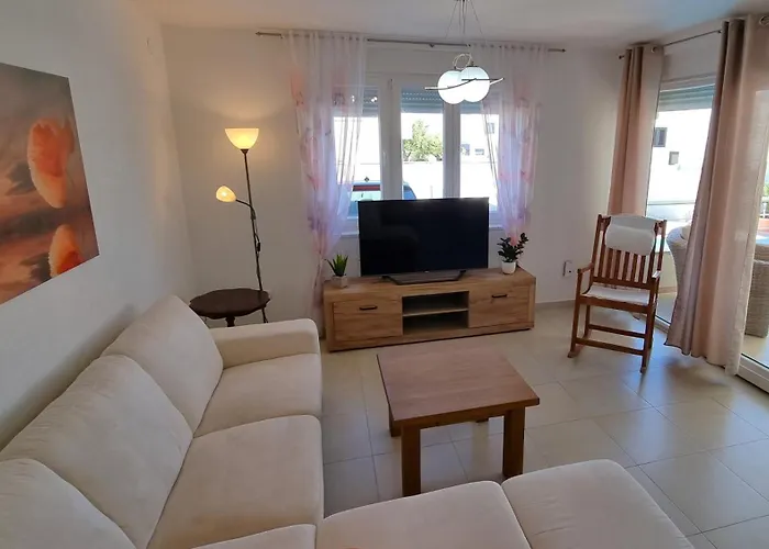 Le Mare - Pool, Sandstrand, Meerblick, W-lan, Grill