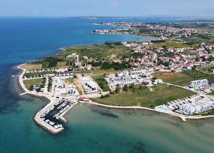 Apartament Le Mare - Pool, Sandstrand *