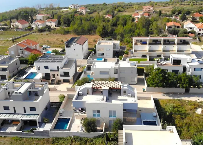 公寓 Le Mare - Pool, Sandstrand, Meerblick, W-lan, Grill